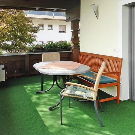 Apartment In Fuegen Near Spieljochbahn, Cleaning Included
