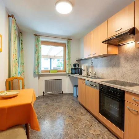 Apartamento Apartment In Fuegen Near Spieljochbahn, Cleaning Included *